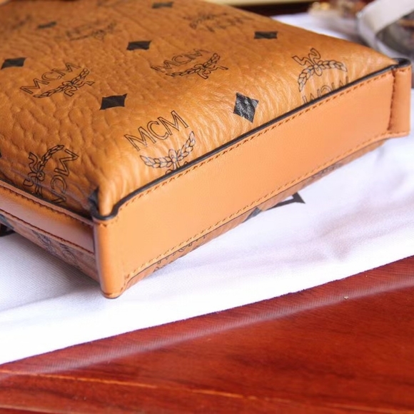 MCM bag - Picture 4 of 9